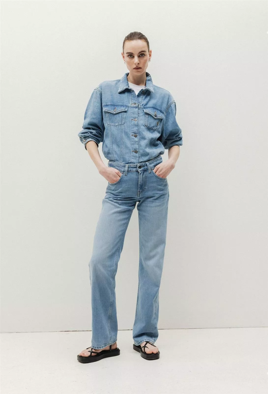 Mid Straight Jeans Modell: Carry