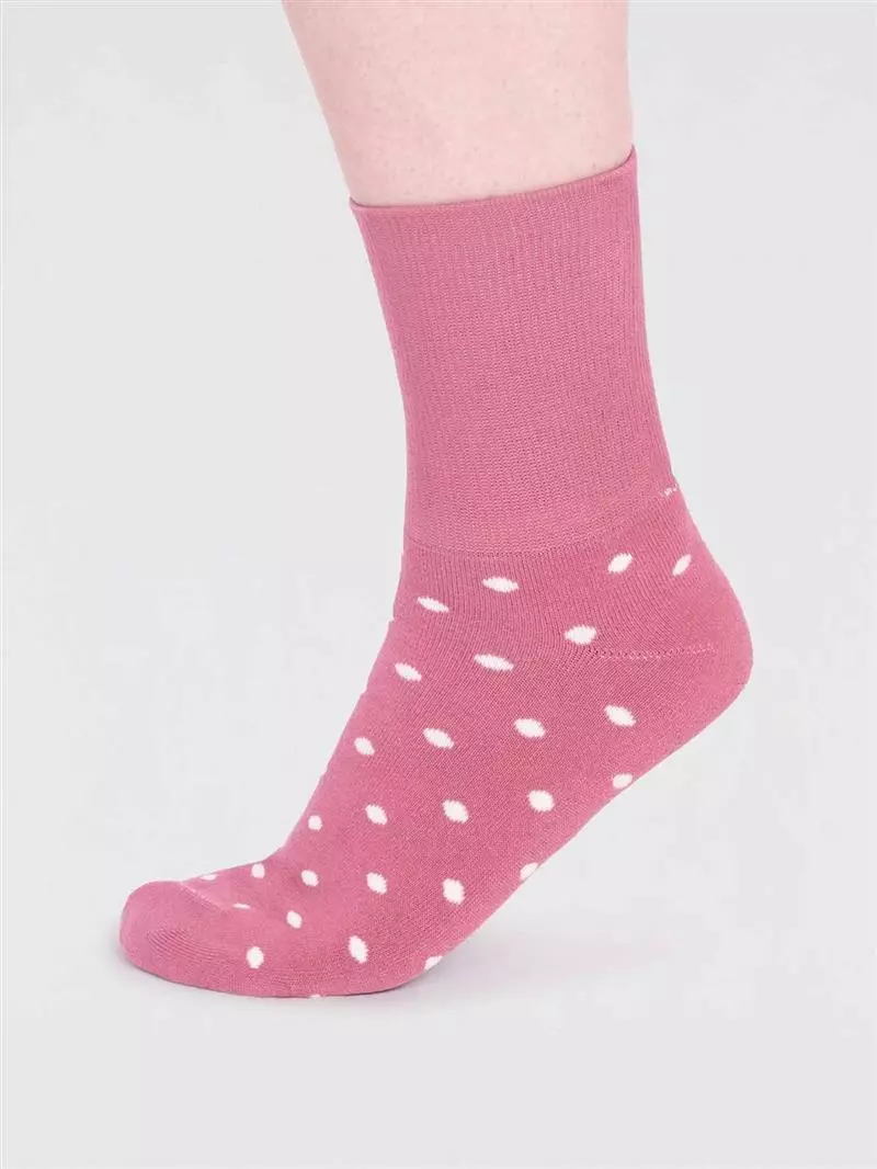 Socken Modell: Amara Spot Walker GOTS
