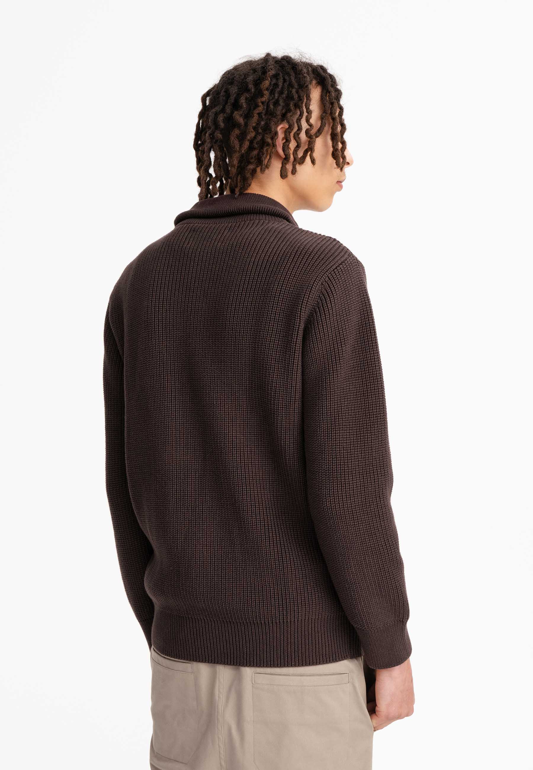 Rollkragen-Pullover Modell: Udai GOTS