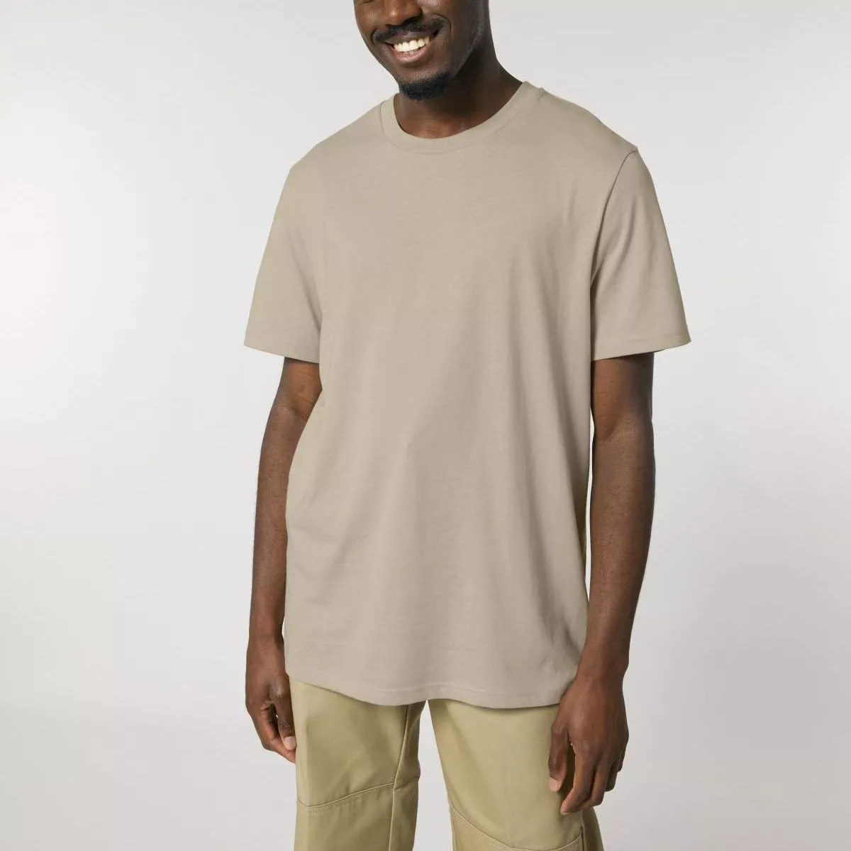 Basic T-Shirt Modell: Creative