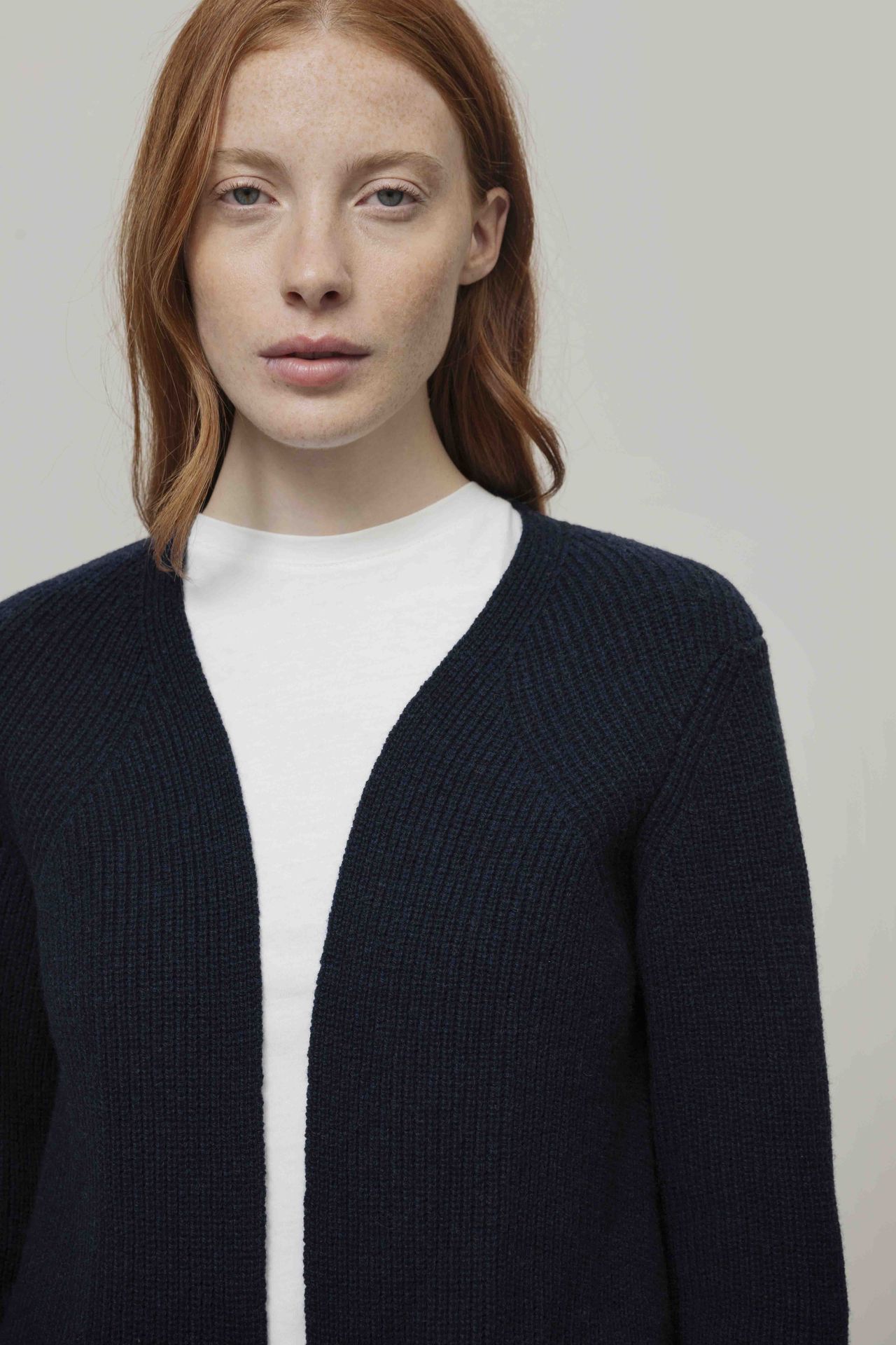Langer Woll-Cardigan Modell: Gioia
