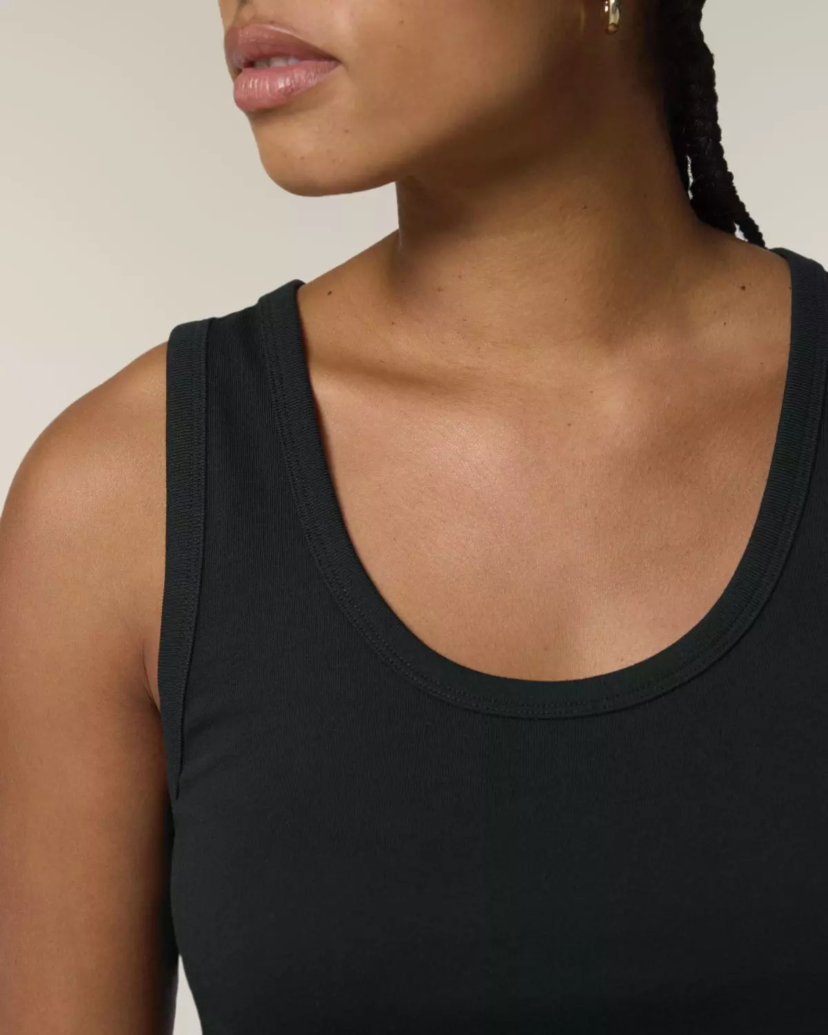 SFD1_STTW963_C002 Basic Top Modell: Aval