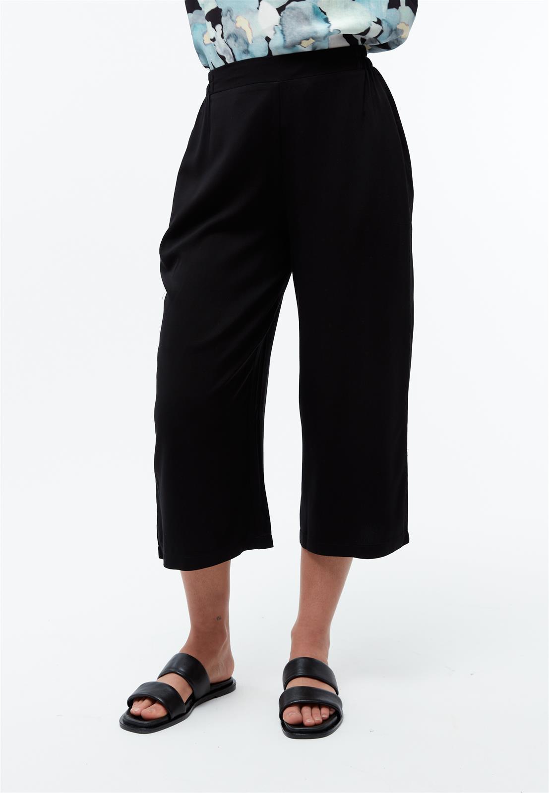 Ecovero Culotte Modell: Anna