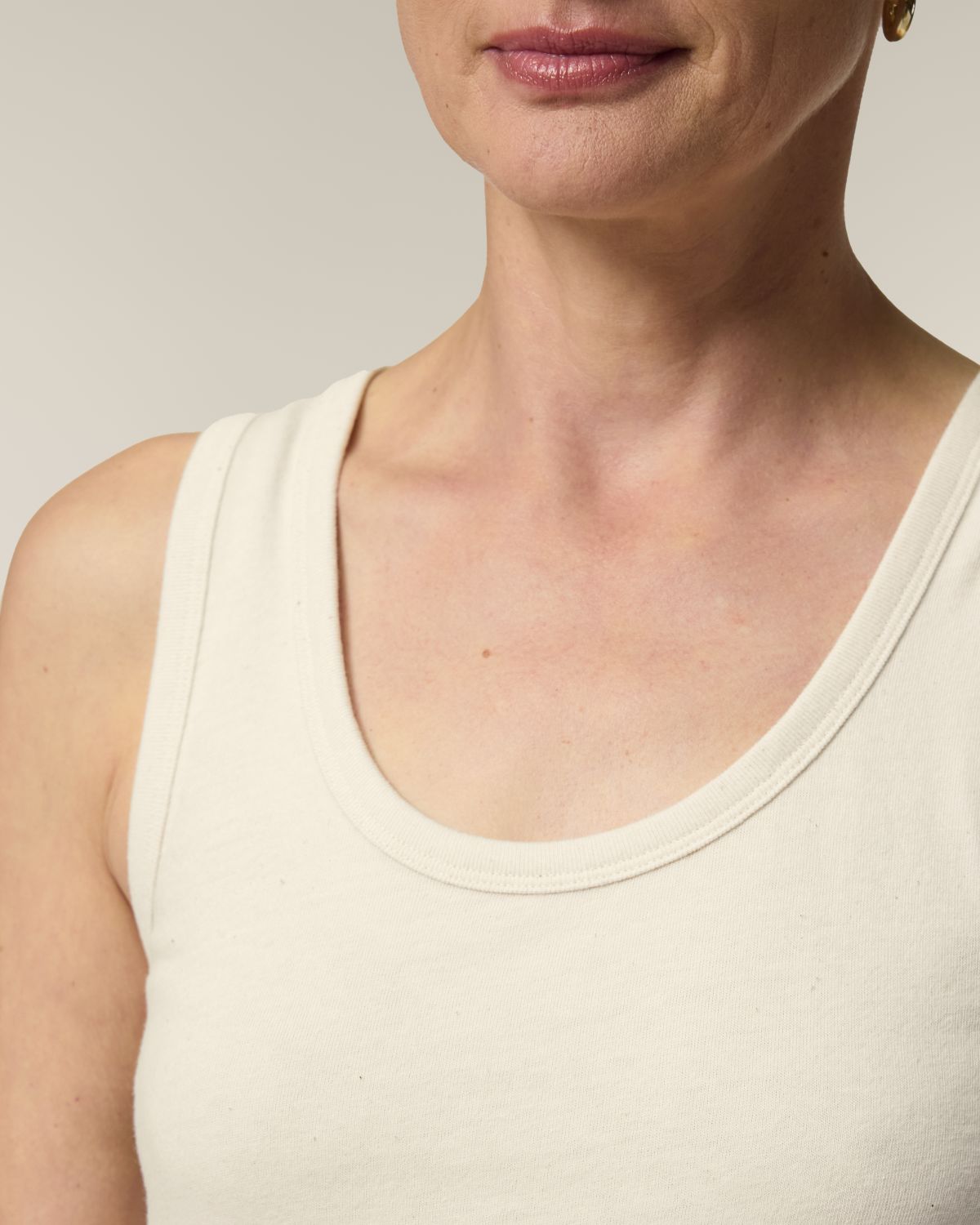 Basic Top Modell: Aval