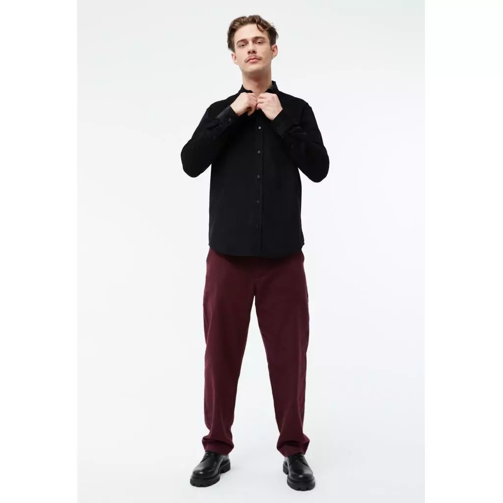 1024x1024-366d2c74402957862ab99b5d28481746 Cordhemd Modell: Fabio