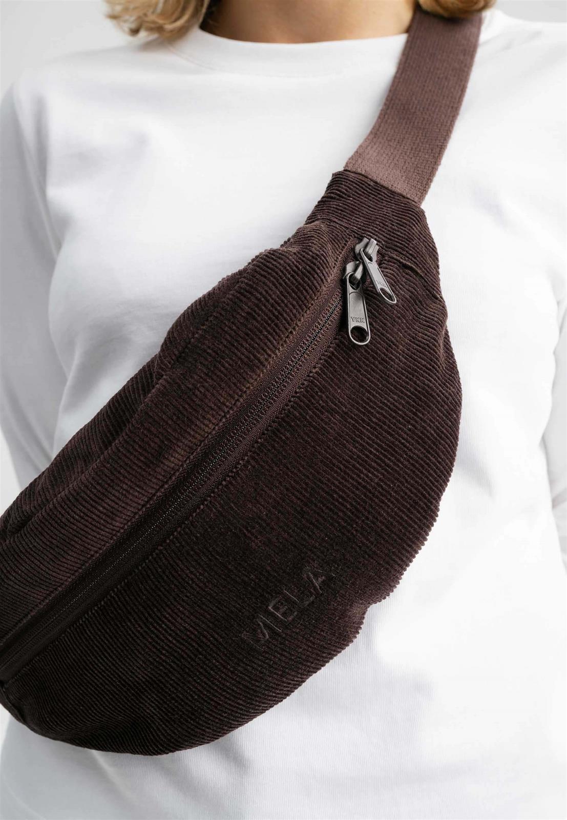 Cord Hip Bag Modell: Bhavin