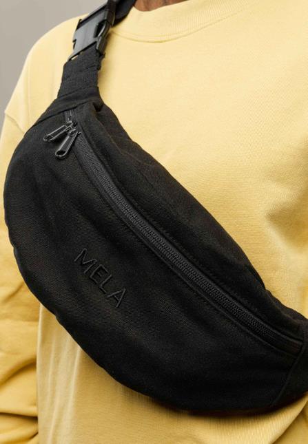 Mela-Hip-Bag-black-2 Cord Hip Bag Modell: Bhavin