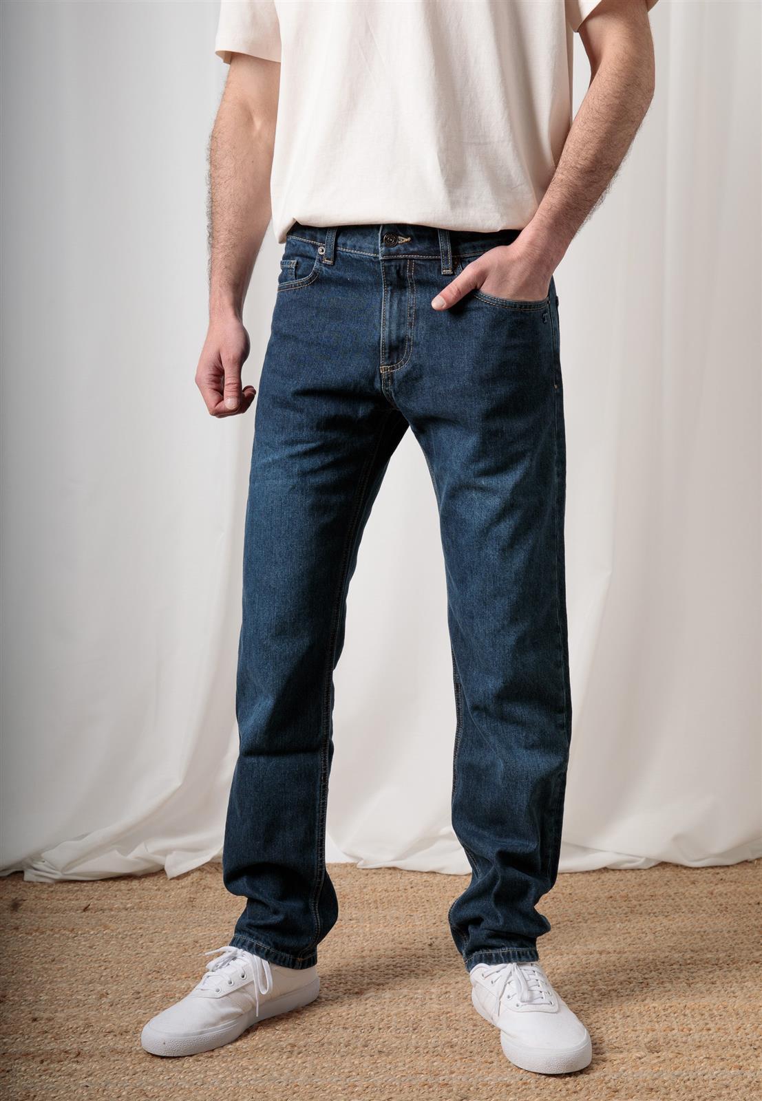 Straight Fit Jeans Modell: Sven