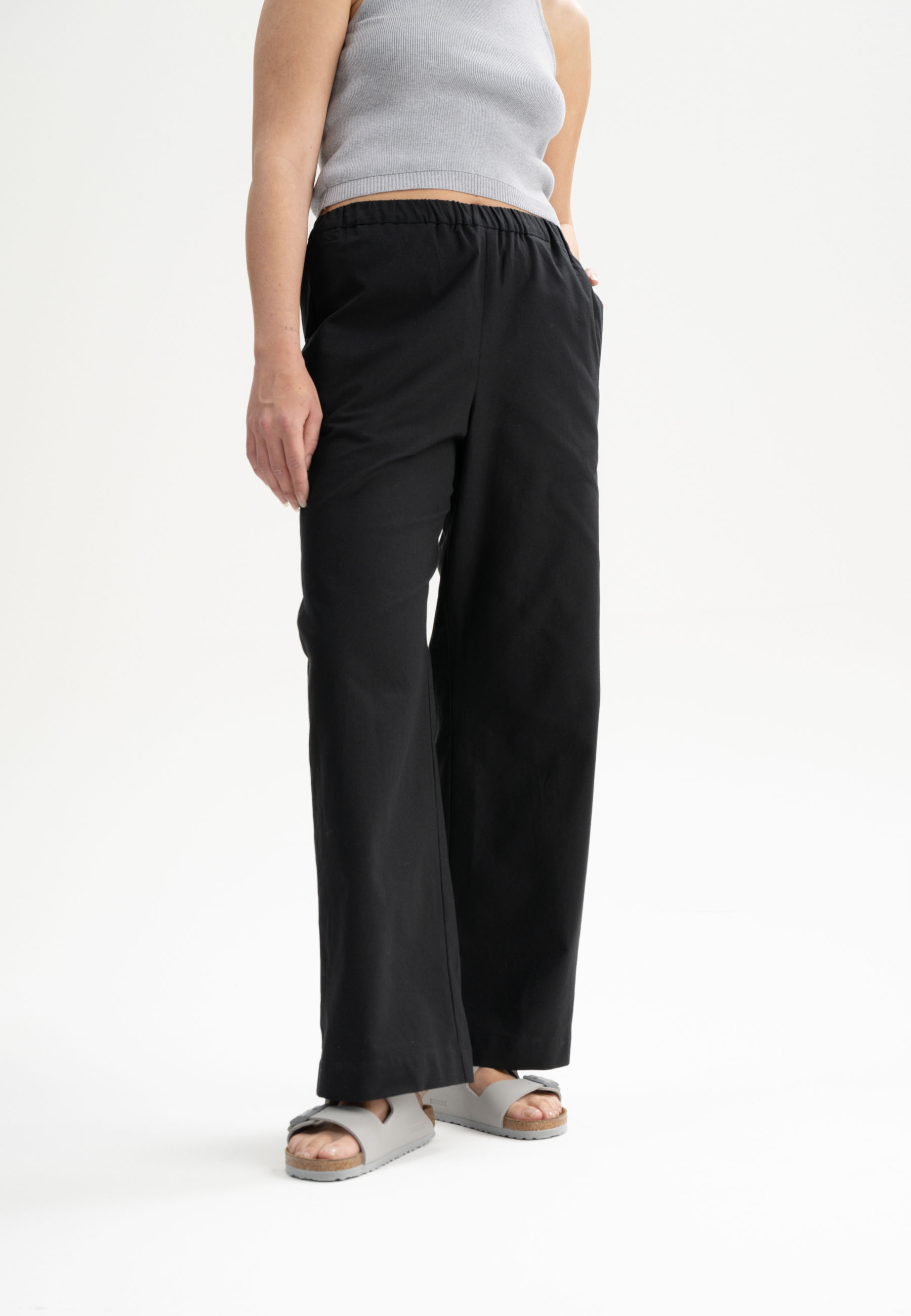 Krepp Stoffhose Modell: Turvi