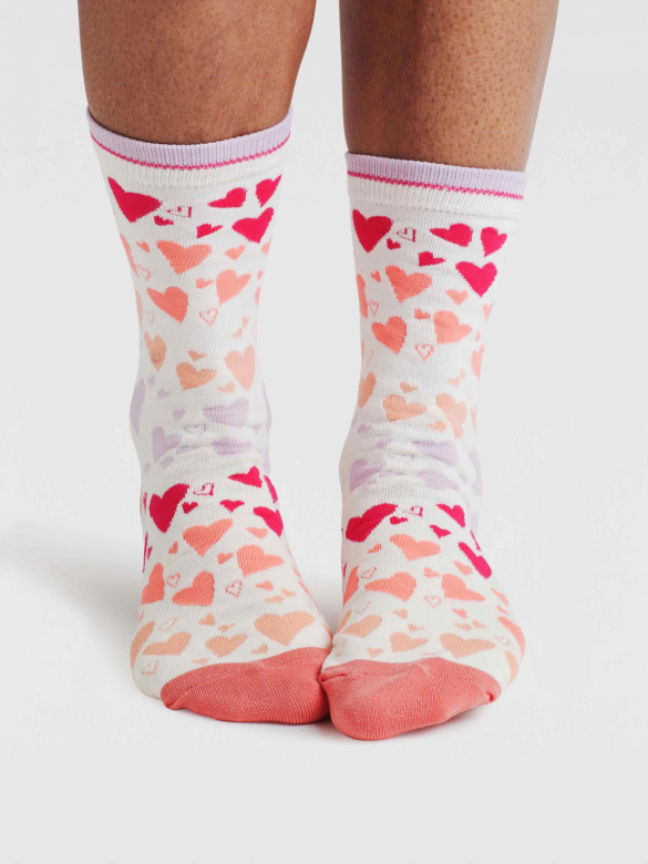 Socken Modell: Eva Heart Scatter