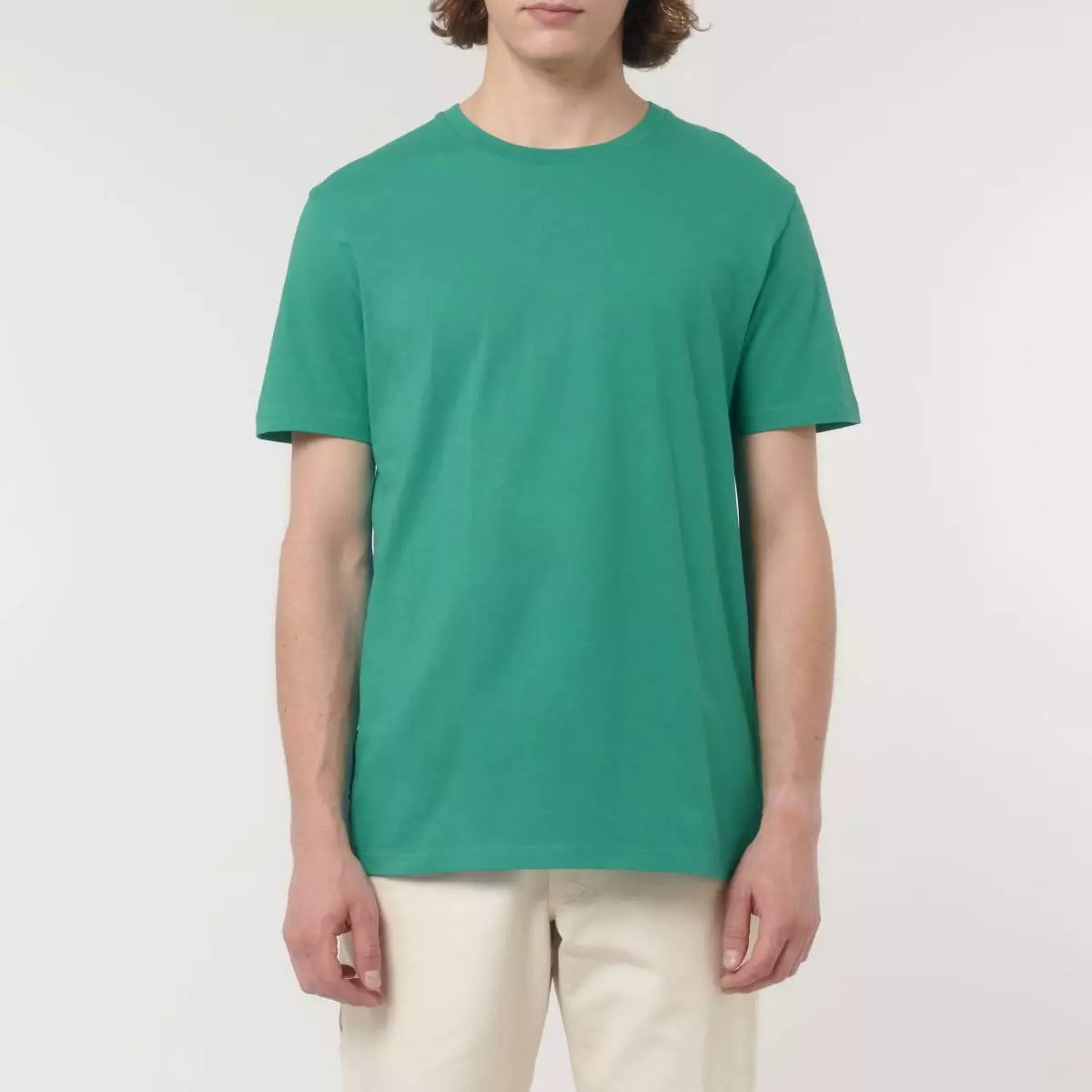 Basic-T-Shirt Modell: Creation
