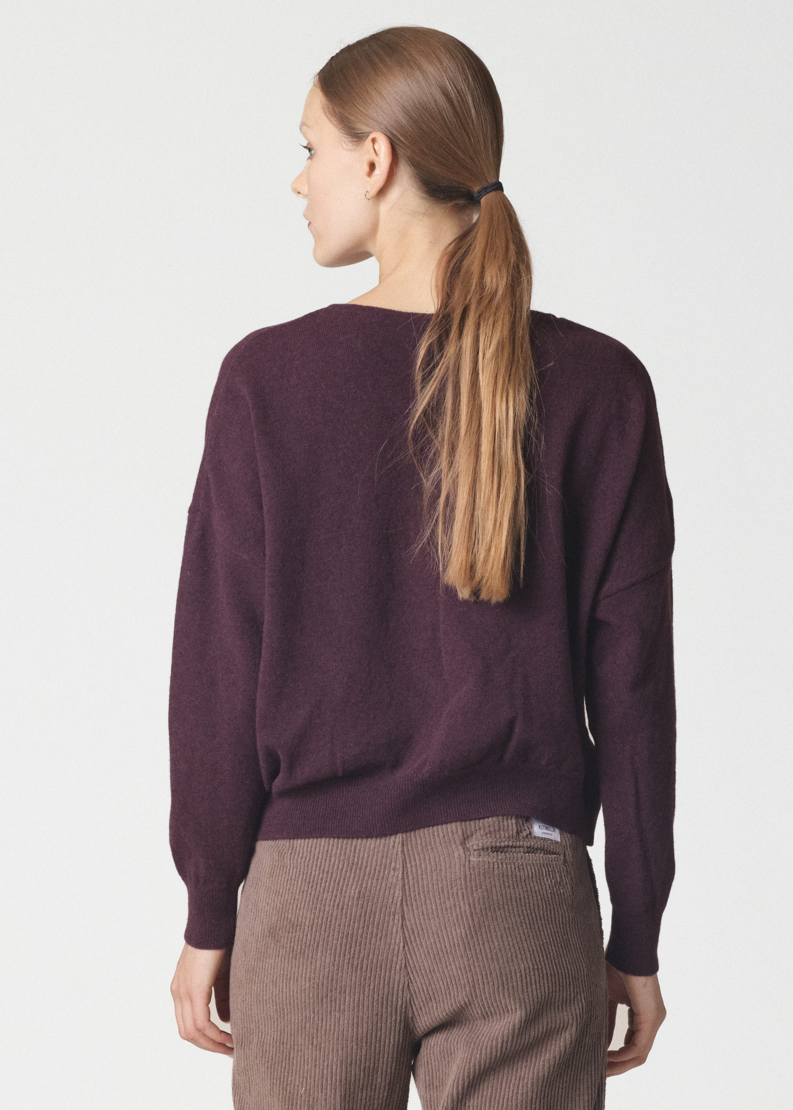 Merino Strickpullover mit V-Ausschnitt Modell: Vanessa