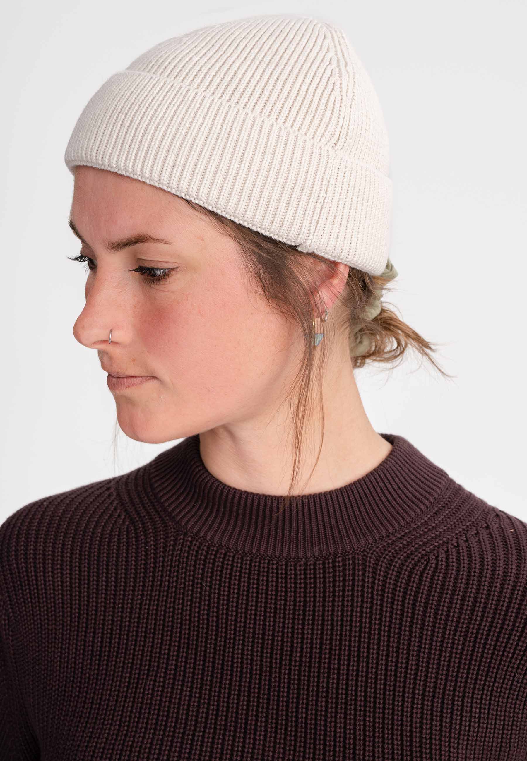 Rafi_Short Rib Knit Beanie_cream blend_Women_01.jpg Fischermütze Modell: Rafi GOTS