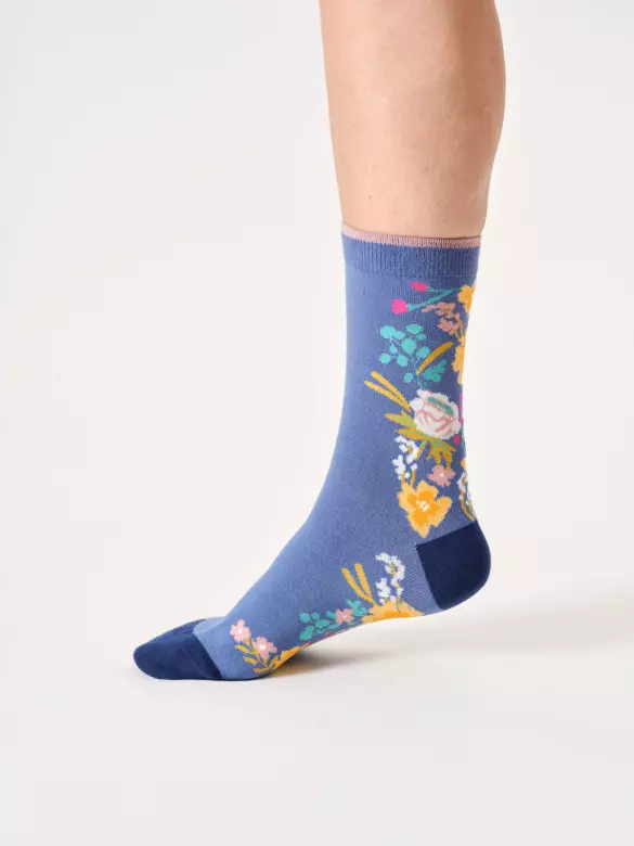 Socken Modell: Climbing Floral