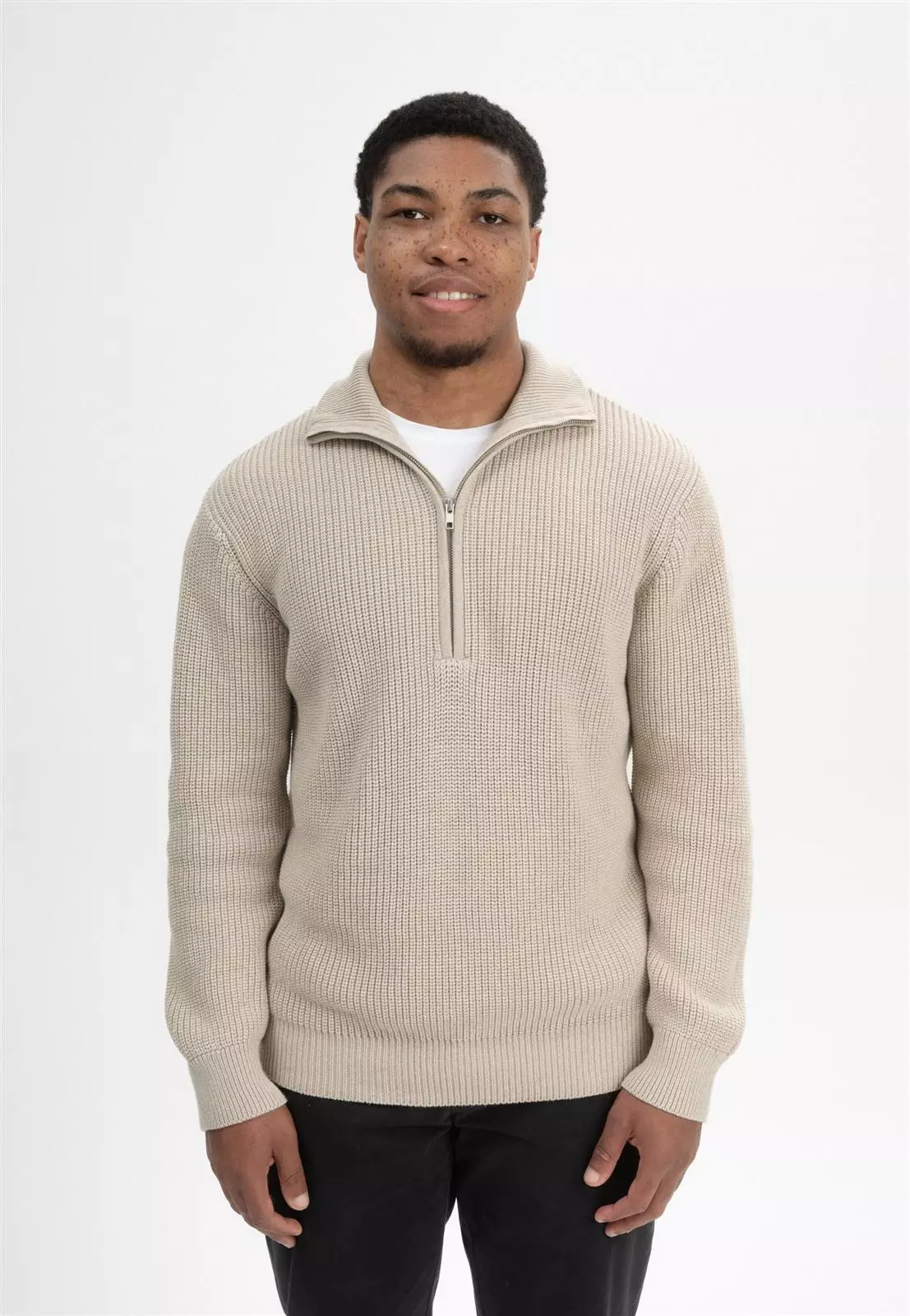 Rollkragen-Pullover Modell: Udai GOTS
