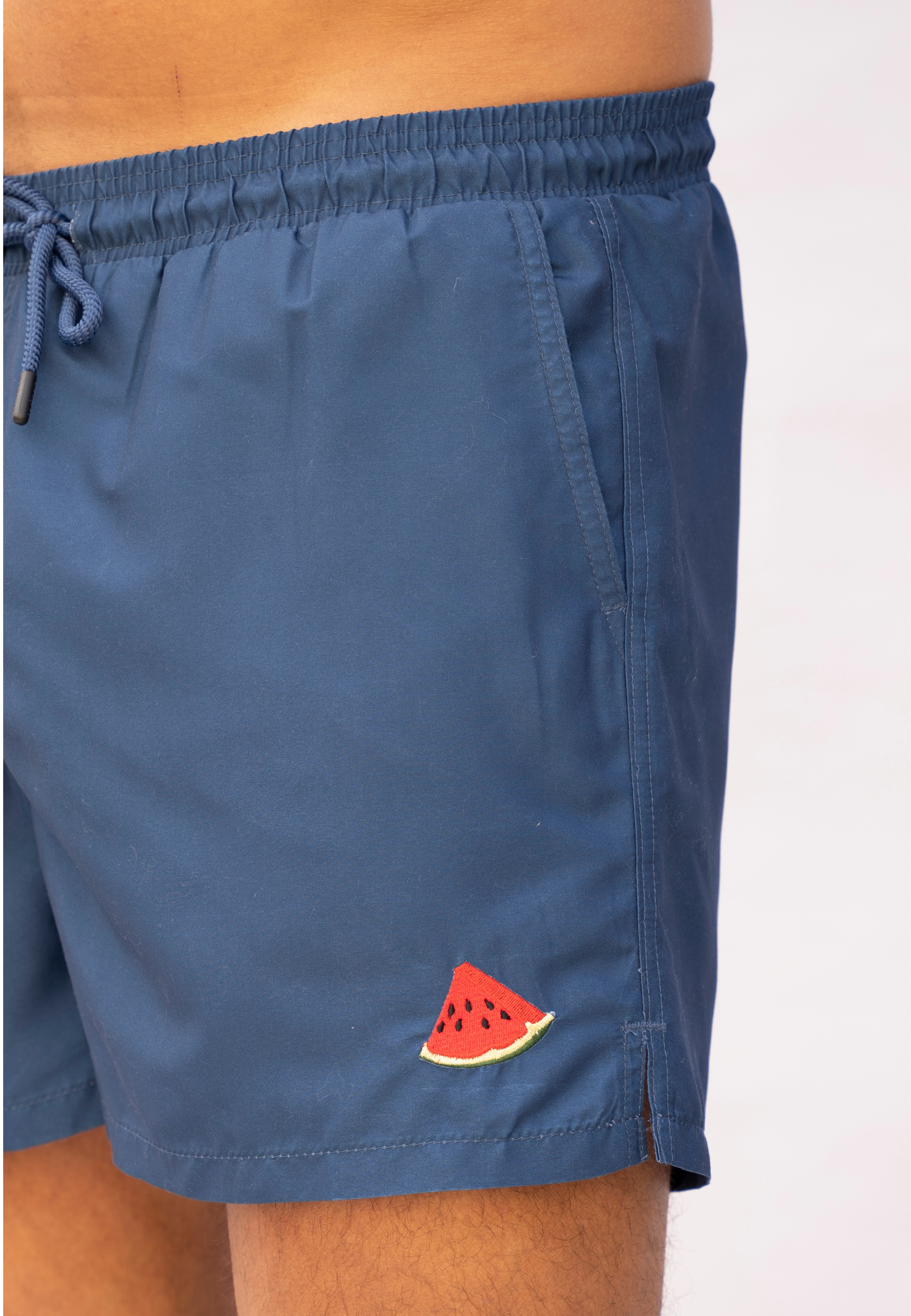 Badehose mit kleinem Motiv
