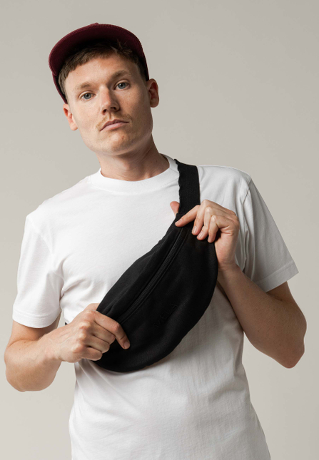 Cord Hip Bag Modell: Bhavin