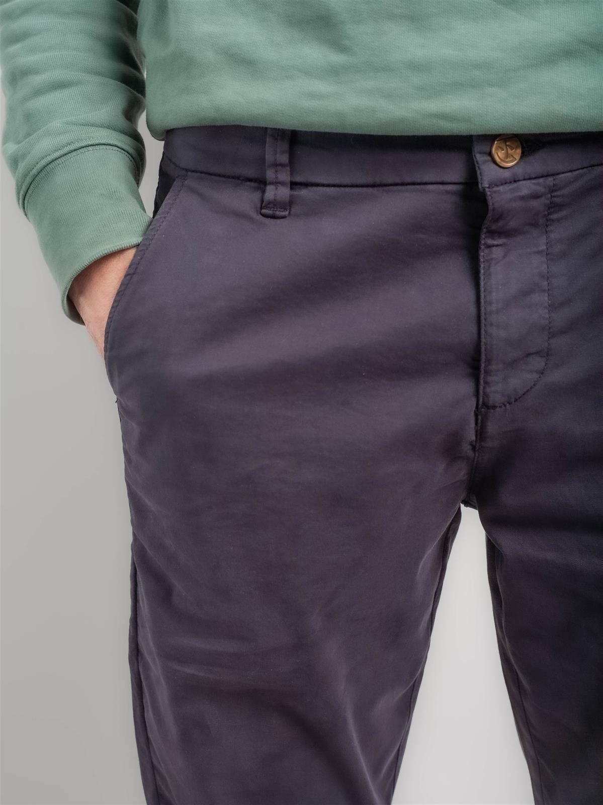 Regular Fit Chino