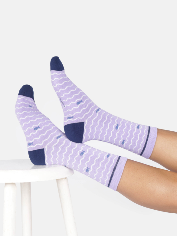 Socken Modell: Wavy Fish Stripe