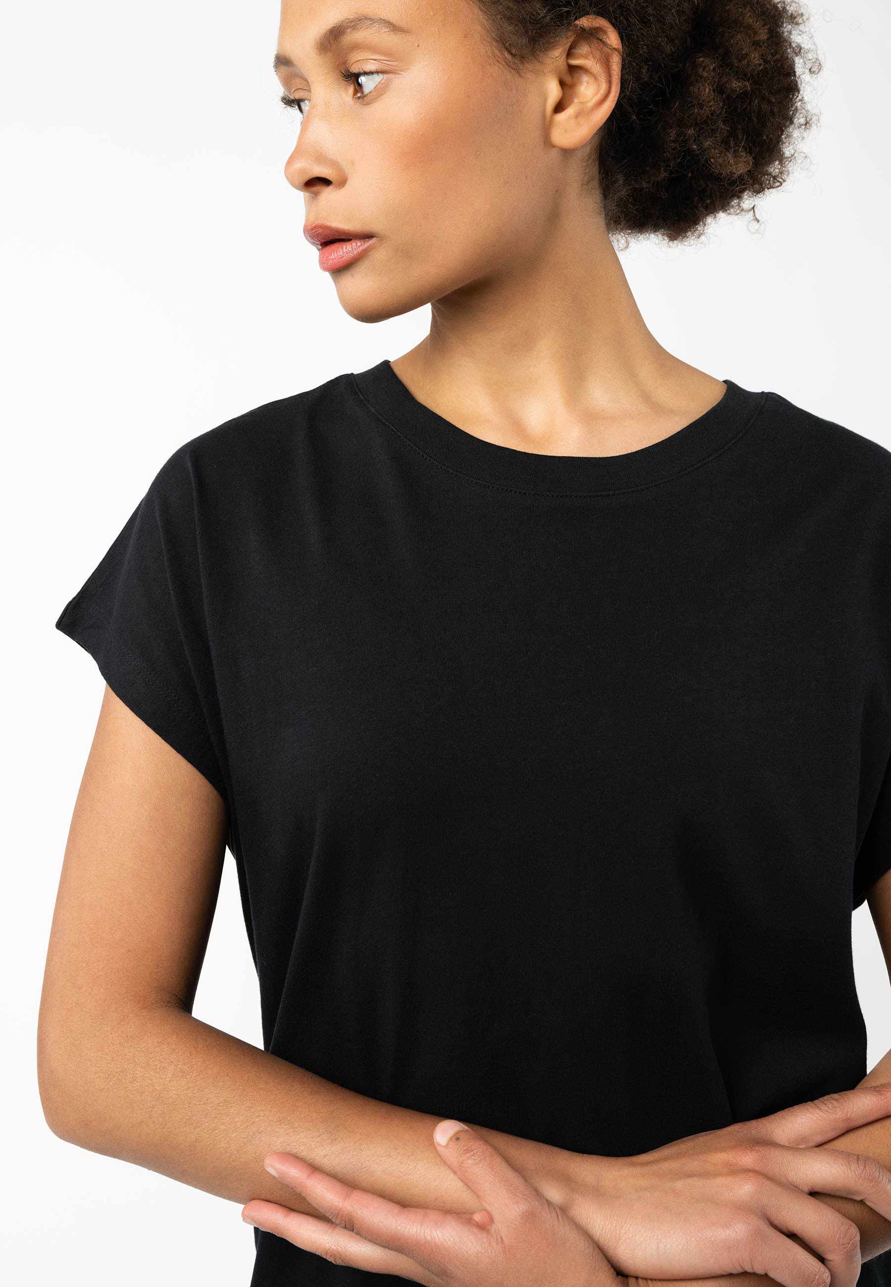 T-Shirtkleid Modell: Sunea GOTS T-Shirtkleid Modell: Sunea GOTS
