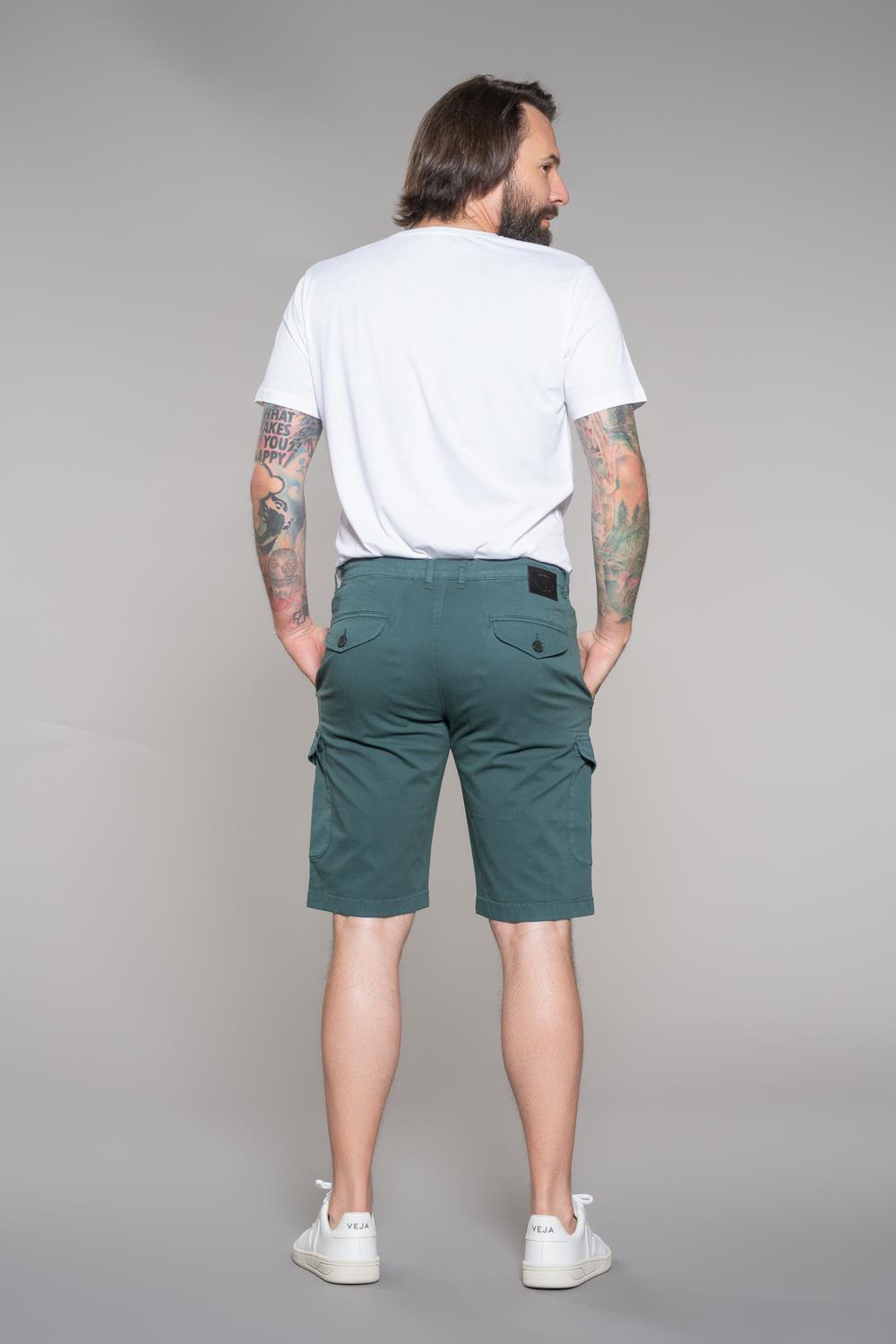 Cargo-Bermuda-Shorts Modell: La:rs