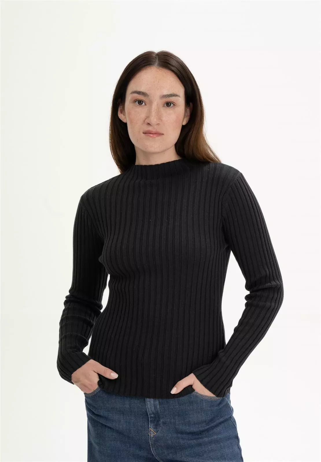 Geripptes Longsleeve Modell: Namari