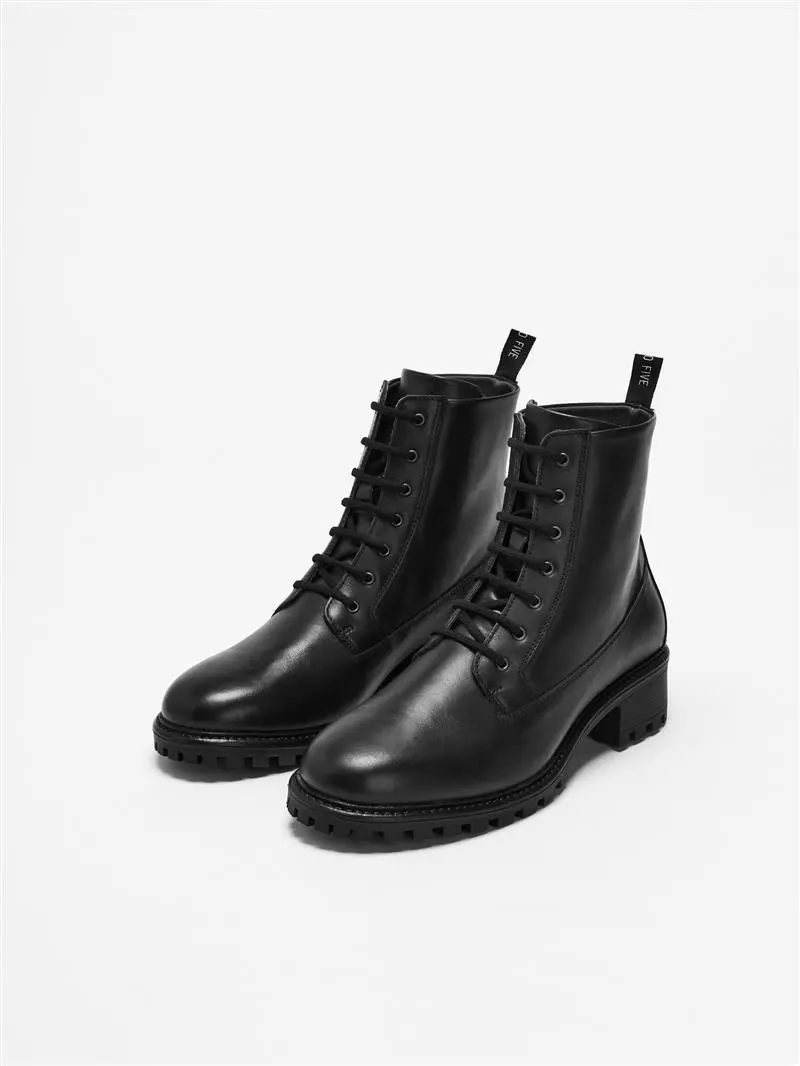 Chunky Boot Modell: #mira