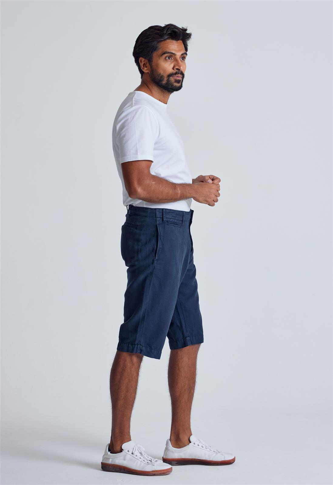 Leinen Chino Shorts Modell: Bird