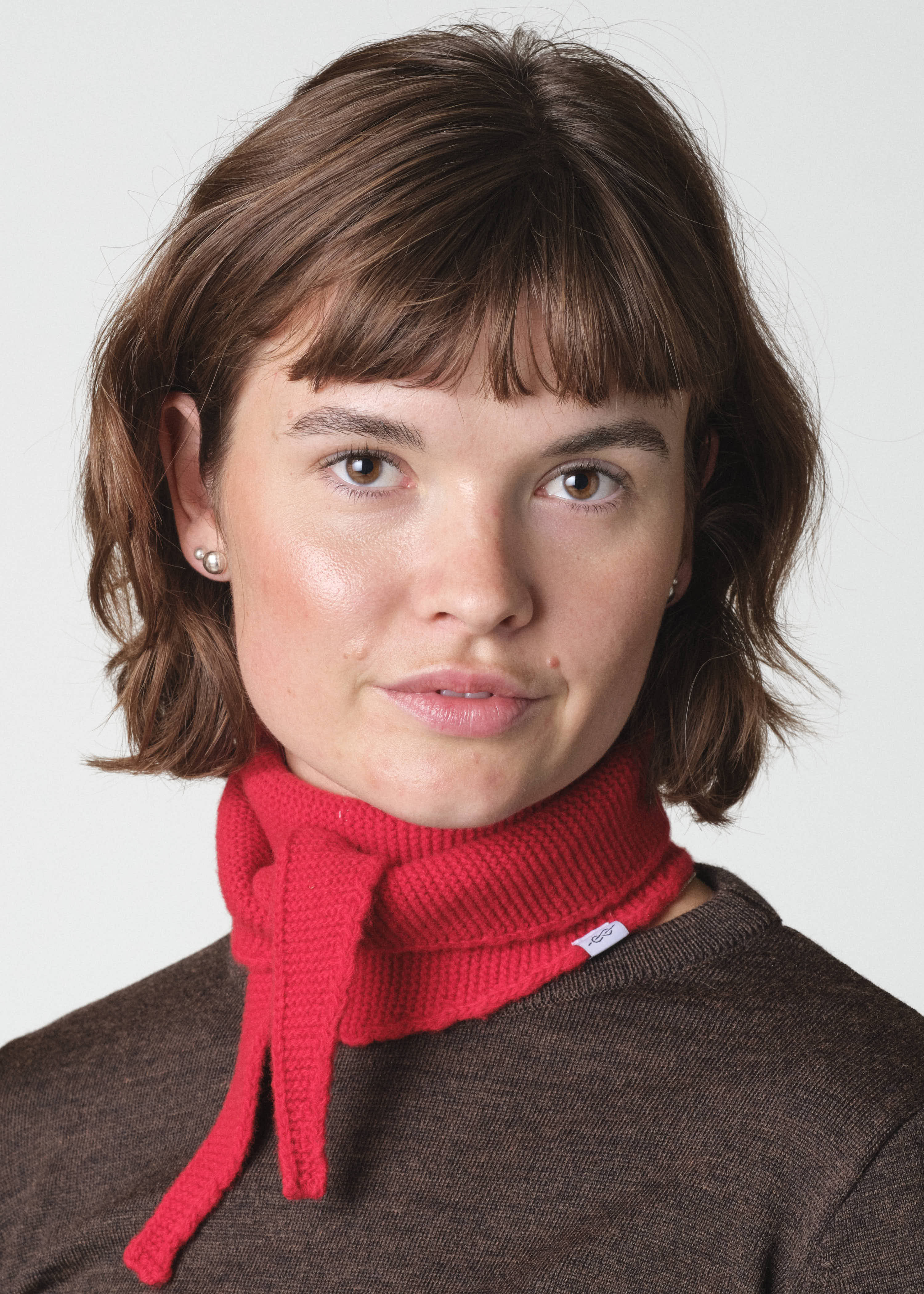 Schmaler Strickschal aus Merinowolle Modell: Violet