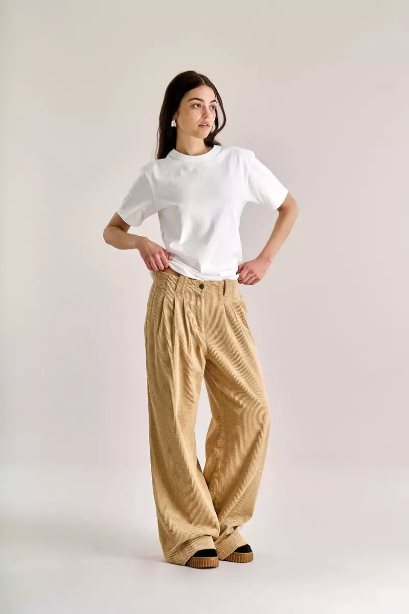 C1-CDY-21-LOLA-Trousers-Croissant_800x.jpg Cord-Hose Modell: Lola