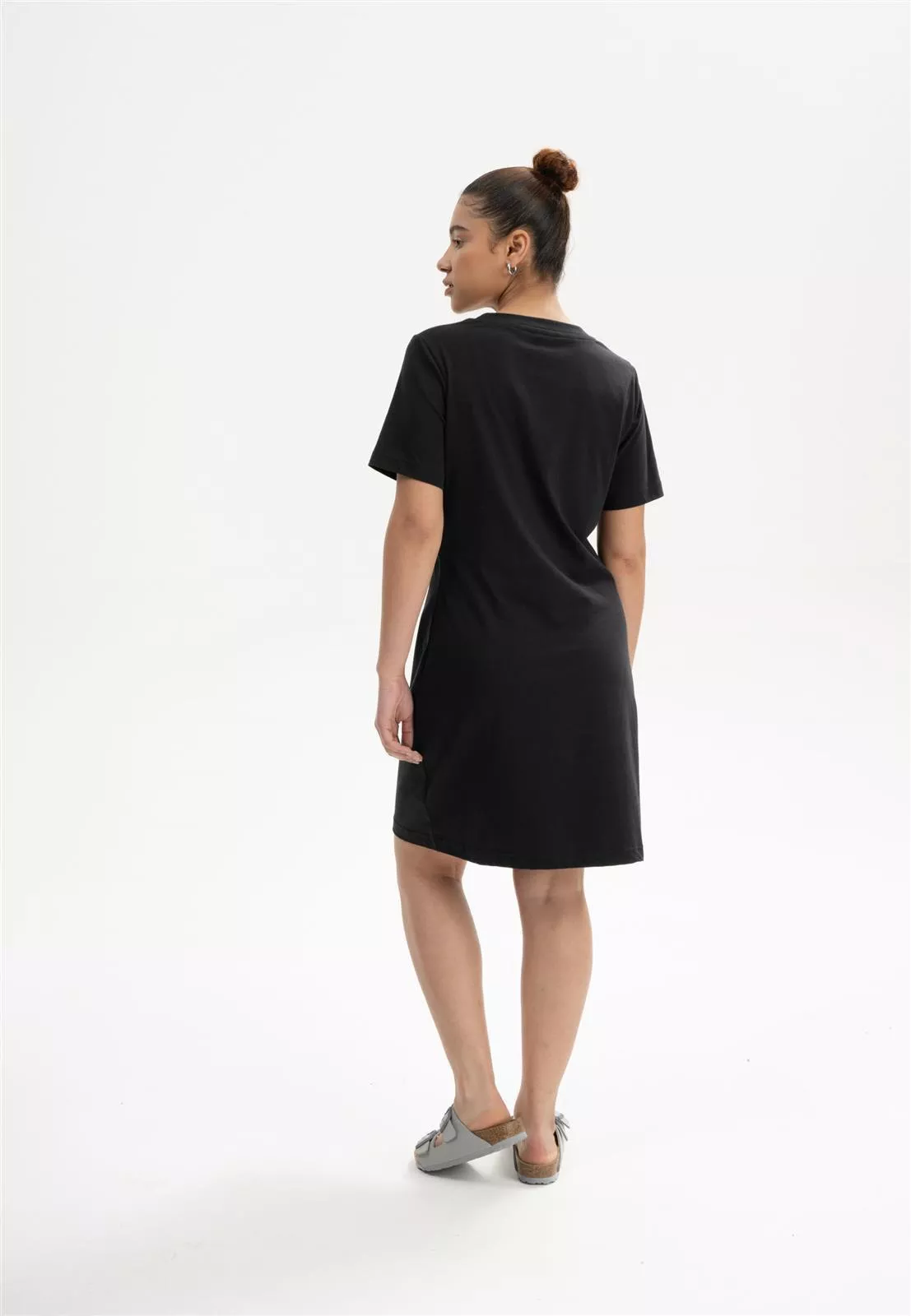T-Shirtkleid Modell: Darsha