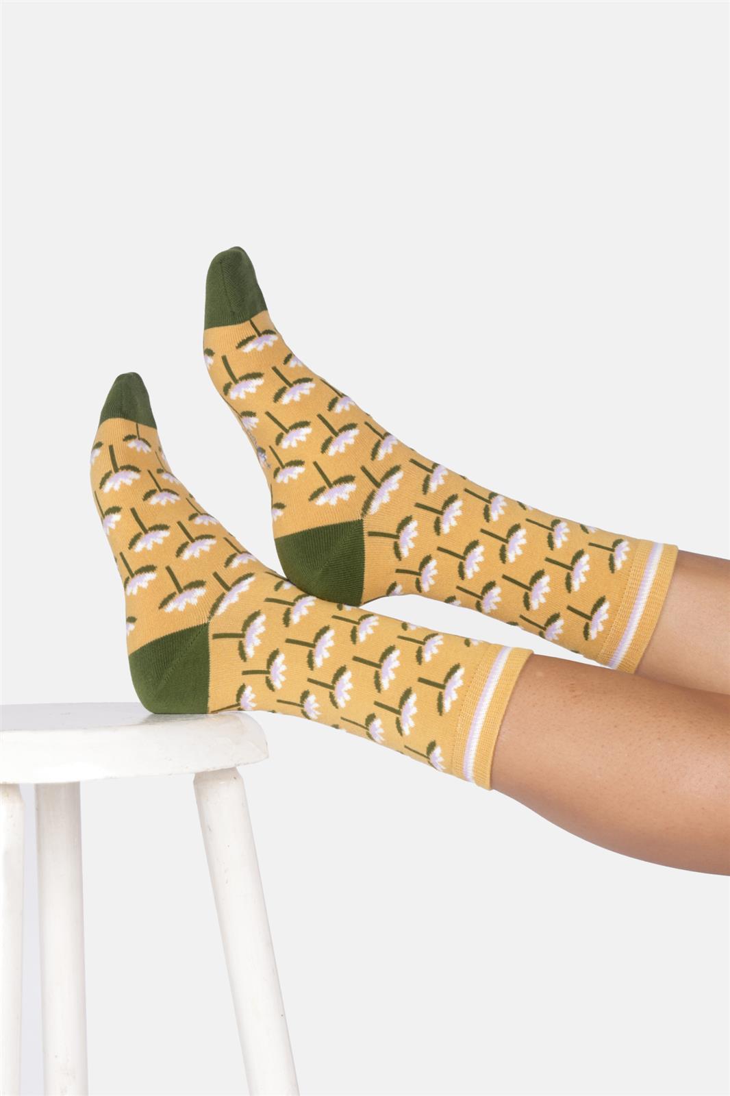 Socken Modell: Floral Tile