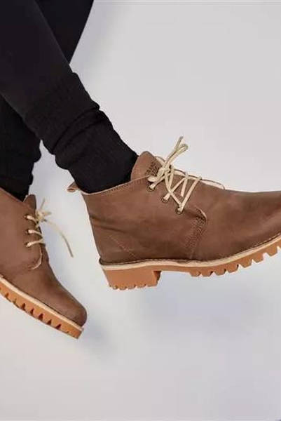 Linkbild zur Kategorie HerrenHalbschuhe & Boots