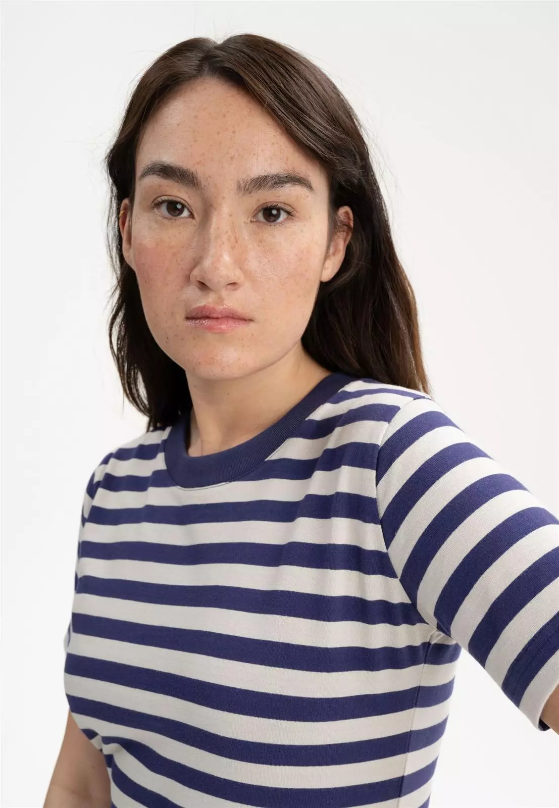 T-Shirt Kleid Modell: Shristhi GOTS