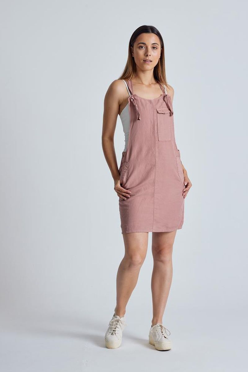 Latzkleid Modell: Peggy