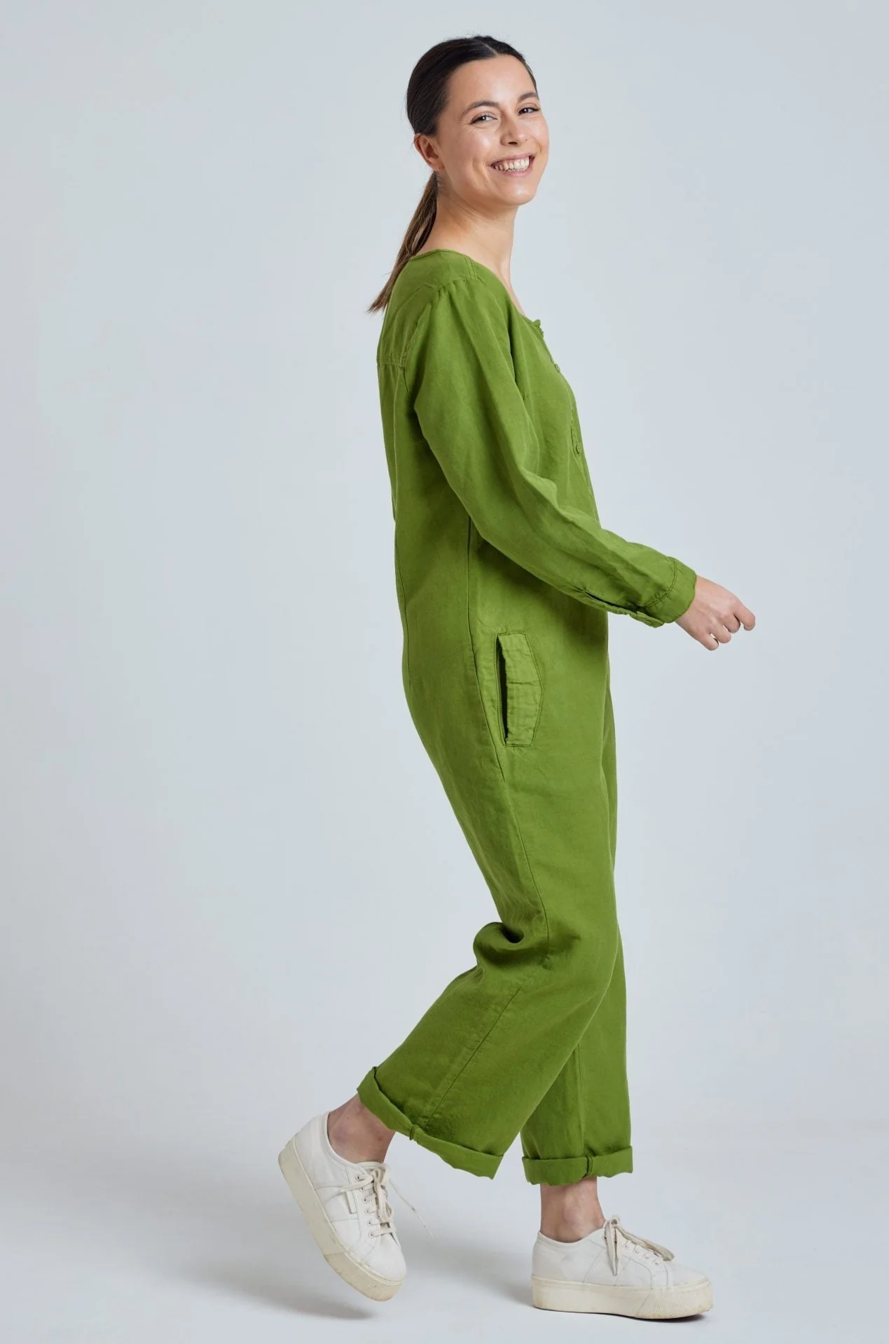 Leinen Jumpsuit Modell: Clara