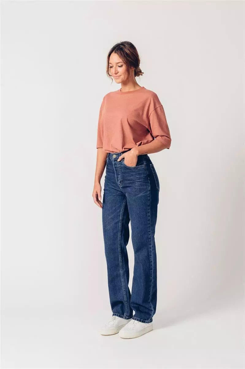 High Waist Straight Leg Jeans Modell: Maya