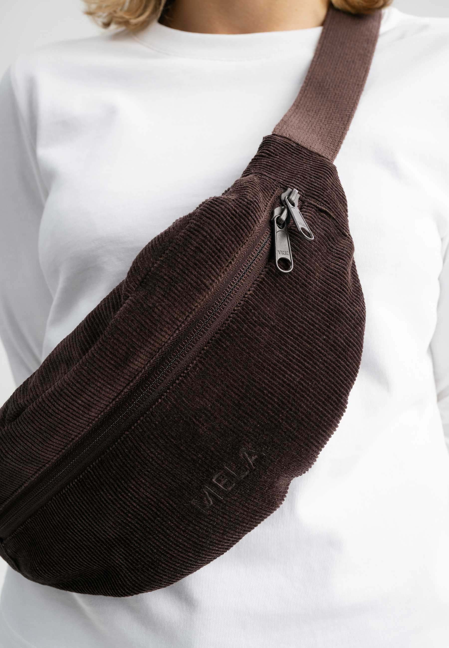 Cord Hip Bag Modell: Bhavin
