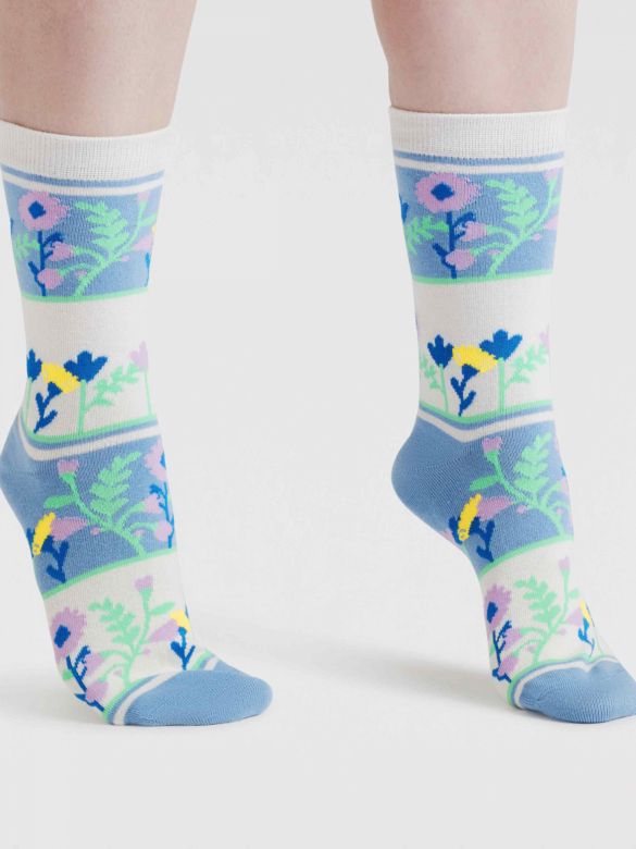 Socken Modell: Fraya Floral Garden