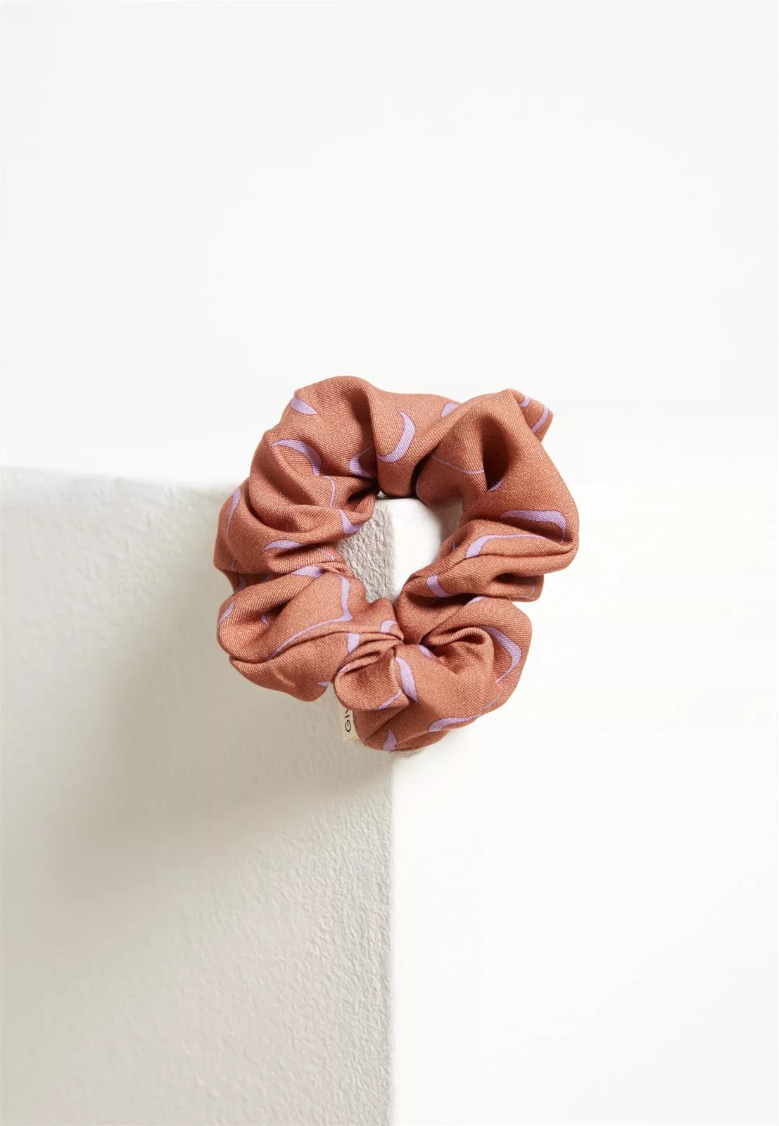 Tencel Scrunchie Modell: Sina
