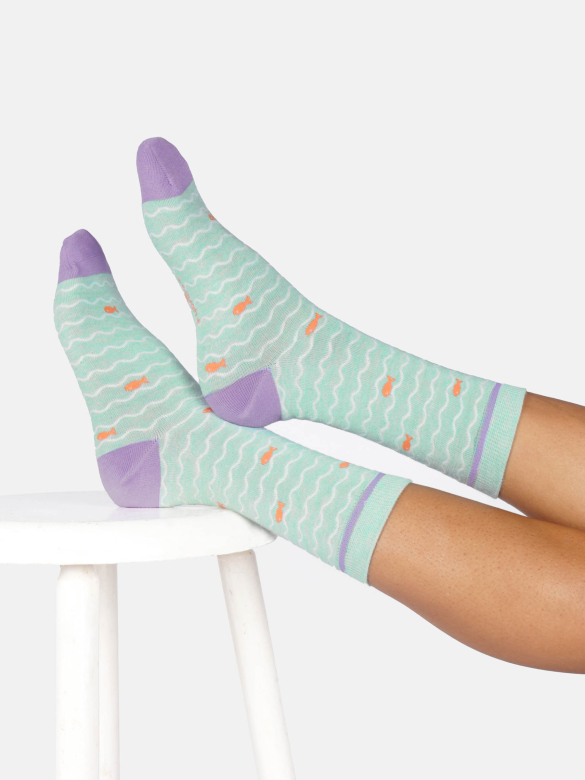 Socken Modell: Wavy Fish Stripe