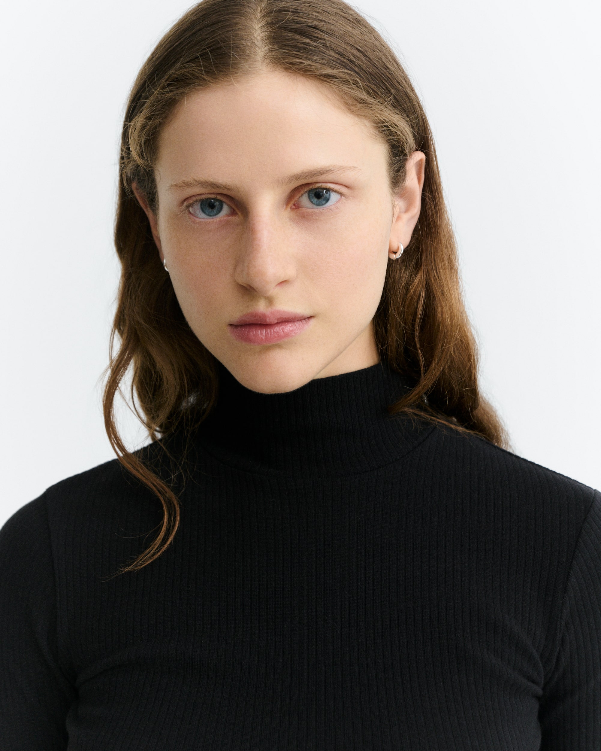 Rip Longsleeve Modell: Aine GOTS