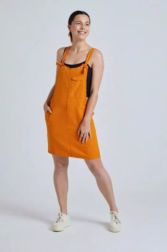 Latzkleid Modell: Peggy