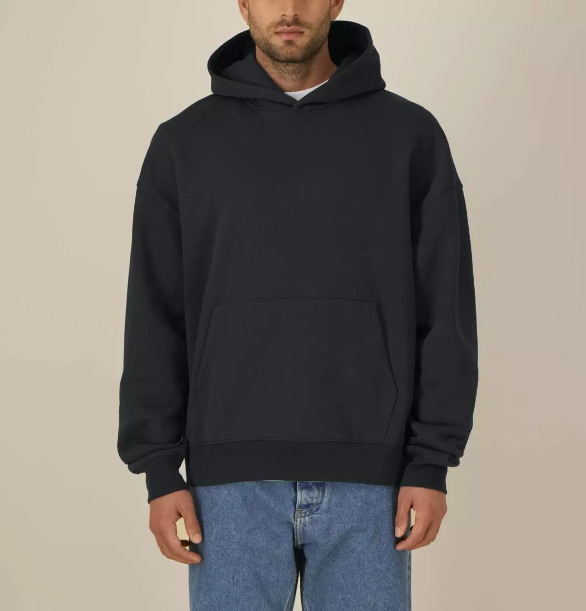 SFM1_STSU077_C002 Kapuzenpullover Modell: Chasing