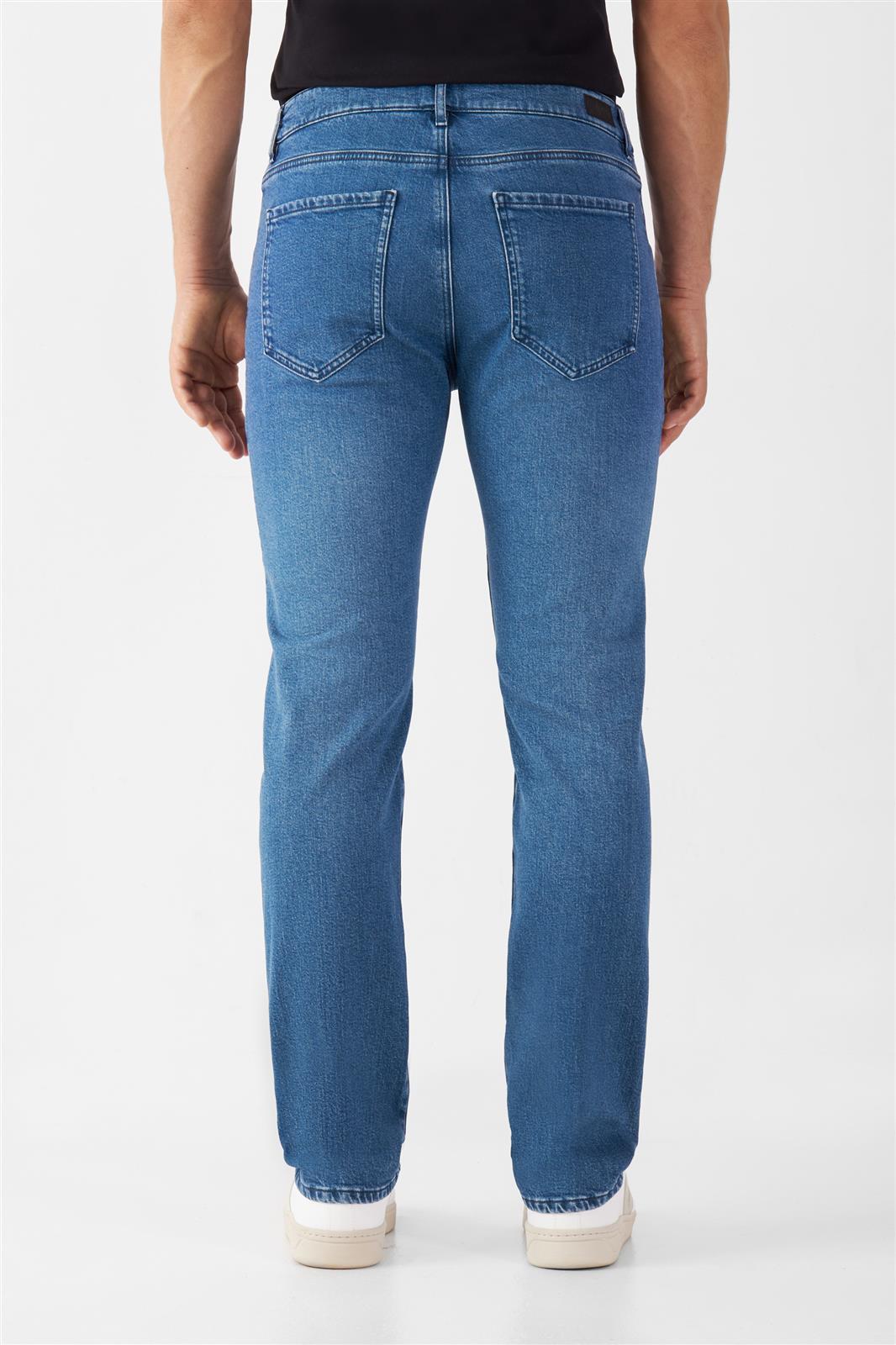 Regular Straight Fit Jeanshose Modell: Dusk