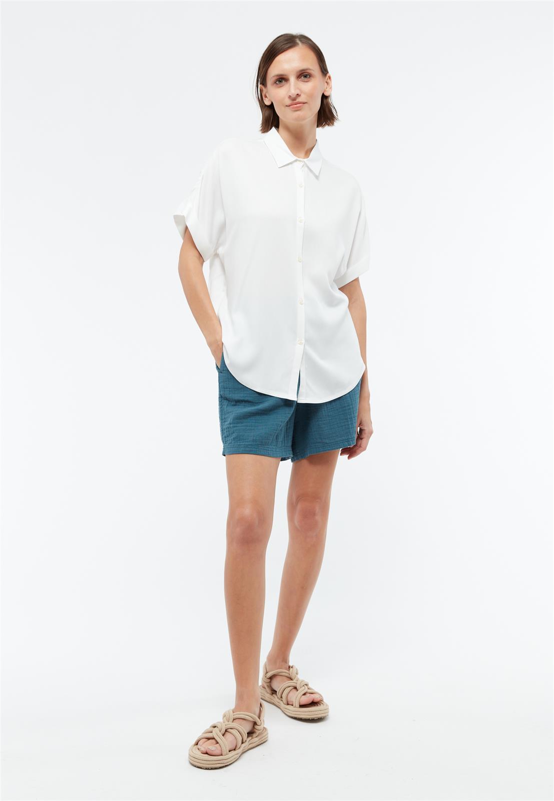 Ecovero Bluse Modell: Sarah