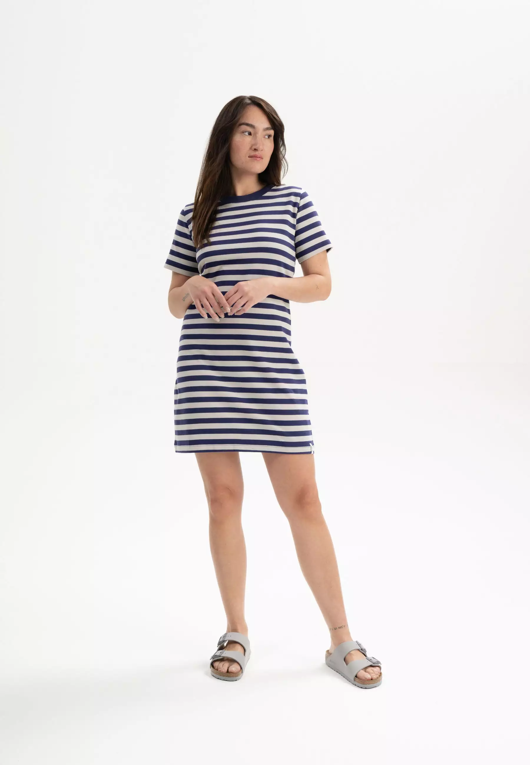 T-Shirt Kleid Modell: Shristhi GOTS T-Shirt Kleid Modell: Shristhi GOTS