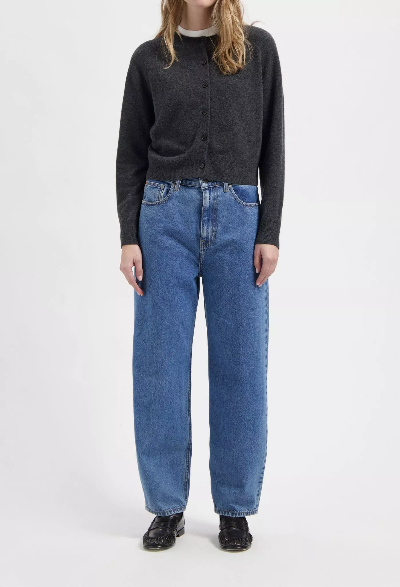 Barrel Fit Jeans Modell: Brooke