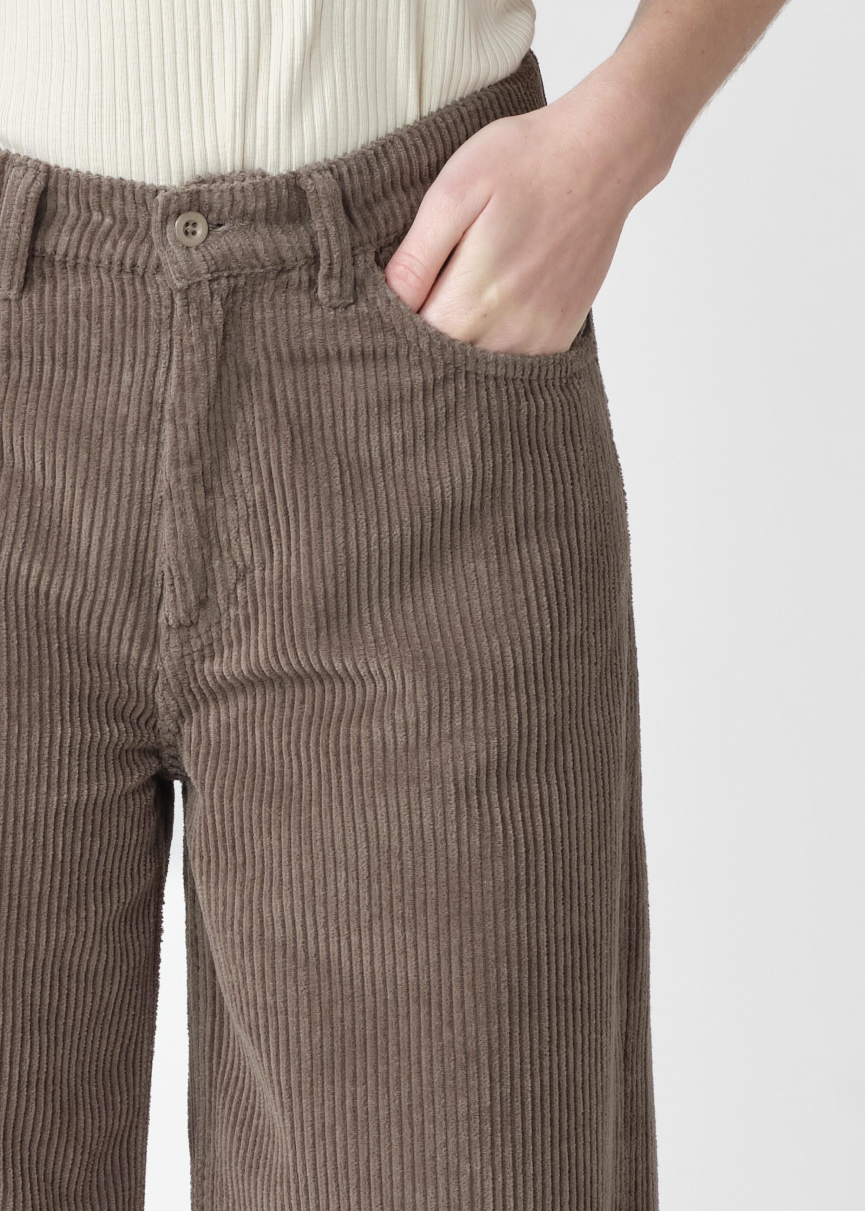 Straight Leg Cordhose Modell: Amelia GOTS