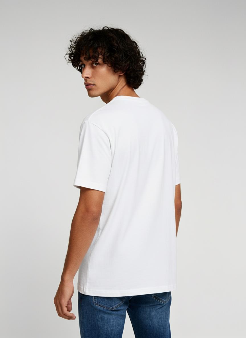 Besticktes T-Shirt